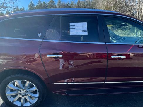 Used 2017 Buick Enclave Premium w/ Enclave Sport Touring Edition image 10