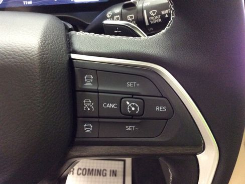 New 2025 Jeep Grand Cherokee Limited w/ Trailer Tow Package image 26