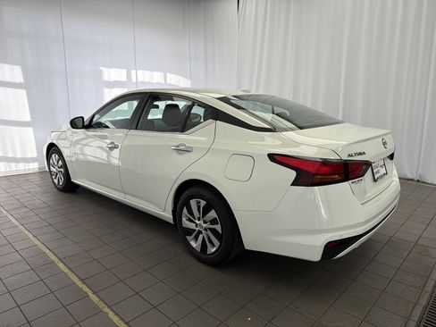 Certified 2025 Nissan Altima 2.5 S image 6