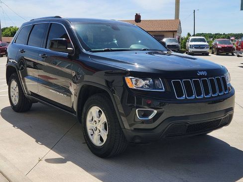 Used 2016 Jeep Grand Cherokee Laredo w/ Quick Order Package 23E AWD/4WD image 8