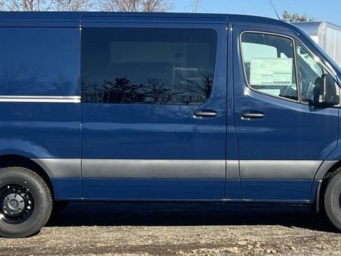 New 2025 Mercedes-Benz Sprinter 2500 image 3