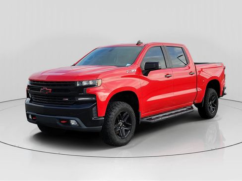 Used 2019 Chevrolet Silverado 1500 LT Trail Boss image 2