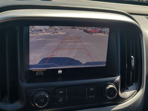 Used 2020 Chevrolet Colorado LT w/ LT Convenience Package image 24