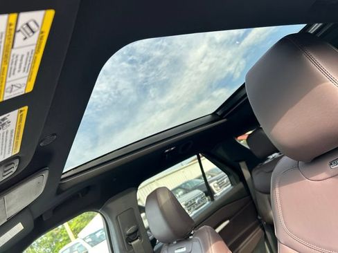 New 2026 Ford Explorer Platinum RWD image 21