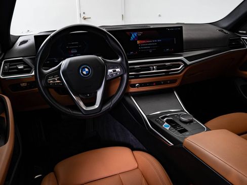 Used 2023 BMW i4 eDrive35 w/ Premium Package RWD image 4