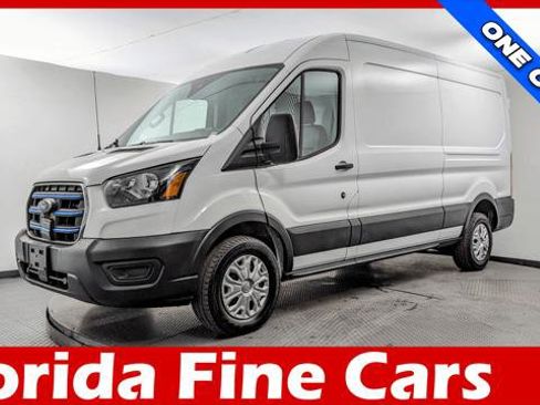Used 2022 Ford E-Transit Medium Roof image 1
