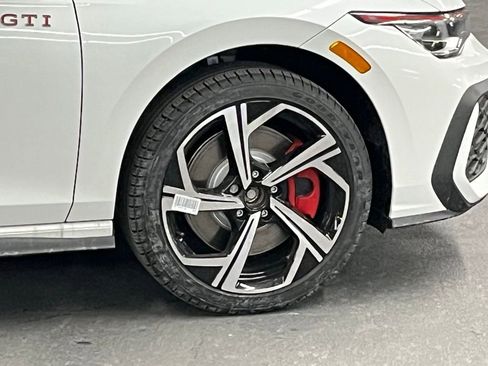 New 2026 Volkswagen GTI SE image 38