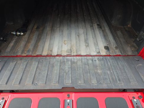 Used 2021 GMC Sierra 1500 AT4 w/ AT4 Premium Package image 8