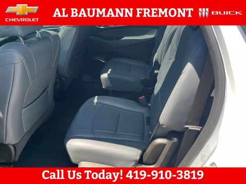 Used 2019 Buick Enclave Premium AWD/4WD image 25