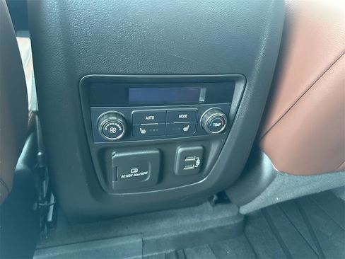 Used 2021 Buick Enclave Avenir image 41