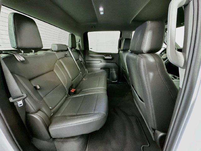Used 2026 GMC Sierra 1500 SLT RWD image 25