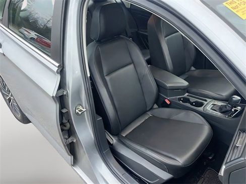 Used 2019 Volkswagen Jetta image 15