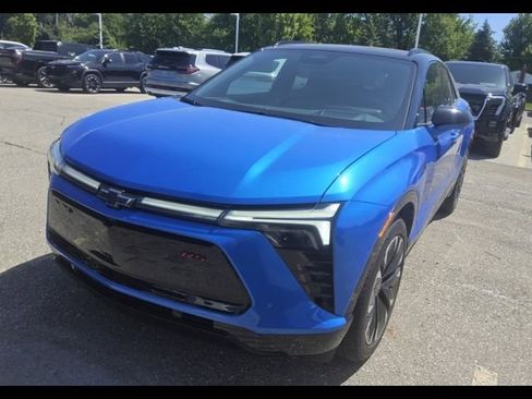 Used 2026 Chevrolet Blazer EV RS AWD/4WD image 4