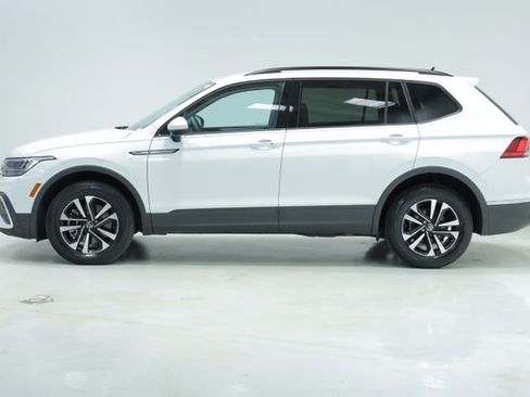 Certified 2022 Volkswagen Tiguan S image 4