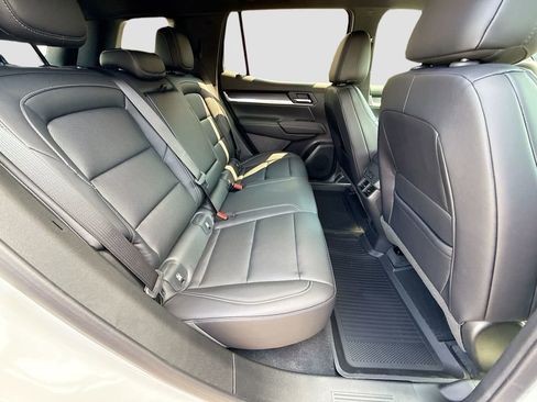 Used 2026 GMC Terrain Elevation w/ Elevation Premium Package AWD/4WD image 27
