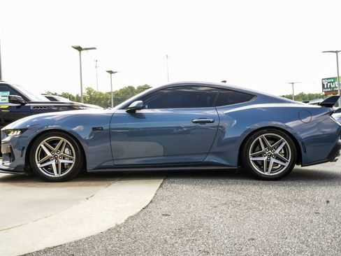Used 2024 Ford Mustang GT RWD image 9
