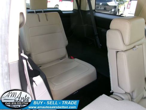 Used 2018 Ford Flex Limited FWD image 20