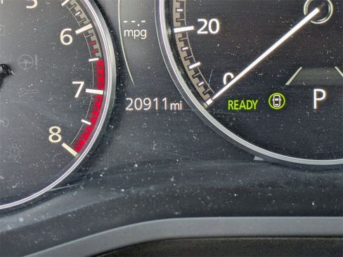 Used 2025 MAZDA CX-70 3.3 Turbo w/ Preferred Package image 16