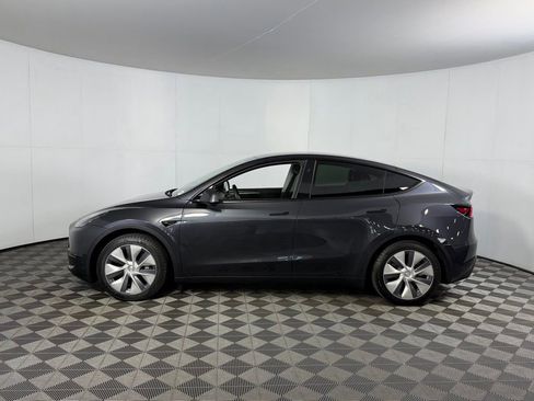 Used 2024 Tesla Model Y Long Range AWD/4WD image 15