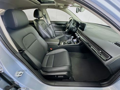 Used 2023 Honda Civic Touring image 32