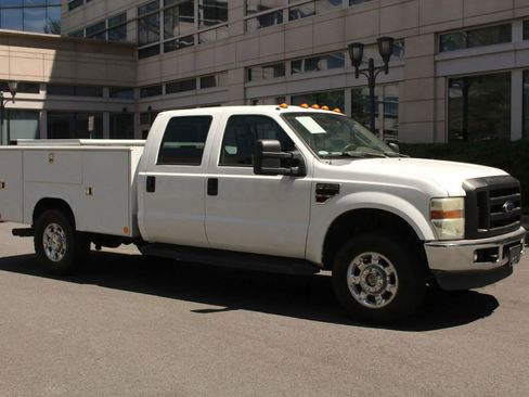 Used 2008 Ford F350 XL AWD/4WD image 2