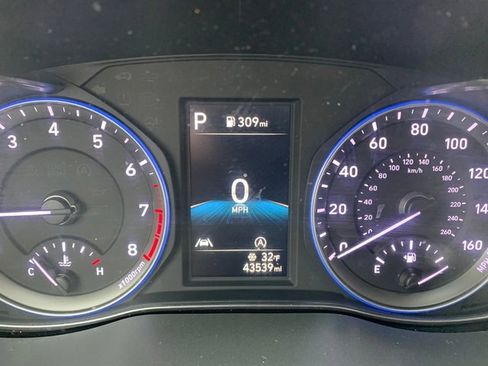 Certified 2023 Hyundai Kona SEL w/ Convenience Package image 34