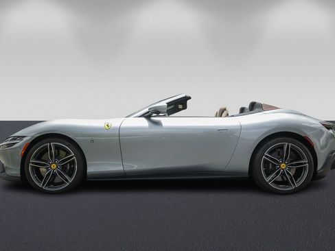 Certified 2024 Ferrari Roma Base image 6