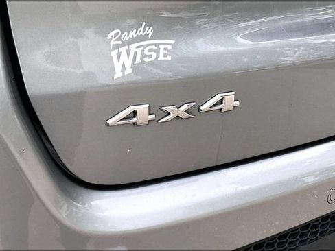 Used 2024 Jeep Compass Limited AWD/4WD image 8