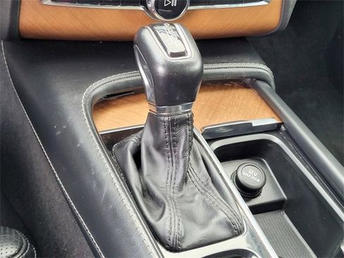 Used 2019 Volvo XC90 T6 Inscription w/ Advanced Package image 23