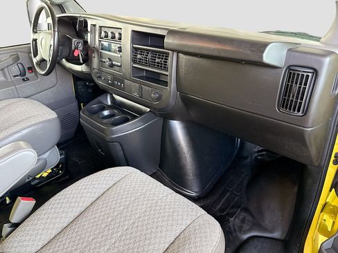 Used 2023 Chevrolet Express 2500 Work Van w/ Driver Convenience Package image 25