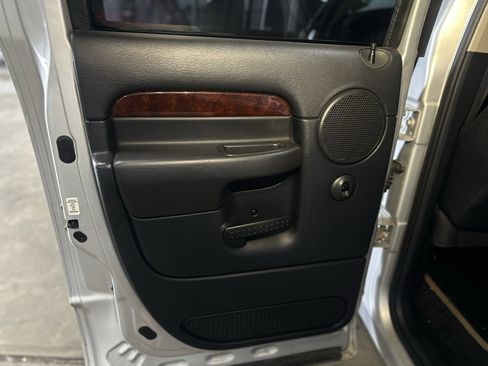 Used 2003 Dodge Ram 3500 Truck ST RWD image 39