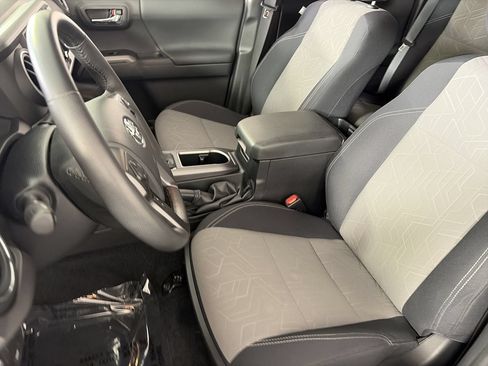 Used 2023 Toyota Tacoma TRD Sport w/ Advanced Technology Package AWD/4WD image 18