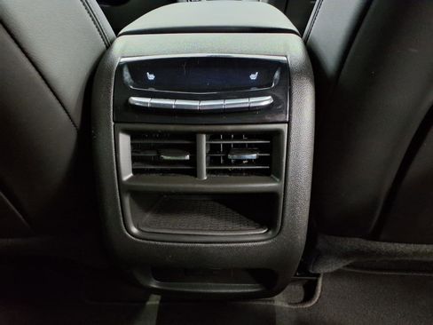 Certified 2025 Cadillac XT5 Premium Luxury AWD/4WD image 15