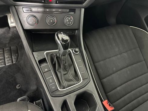 Used 2023 Volkswagen Jetta Sport image 20