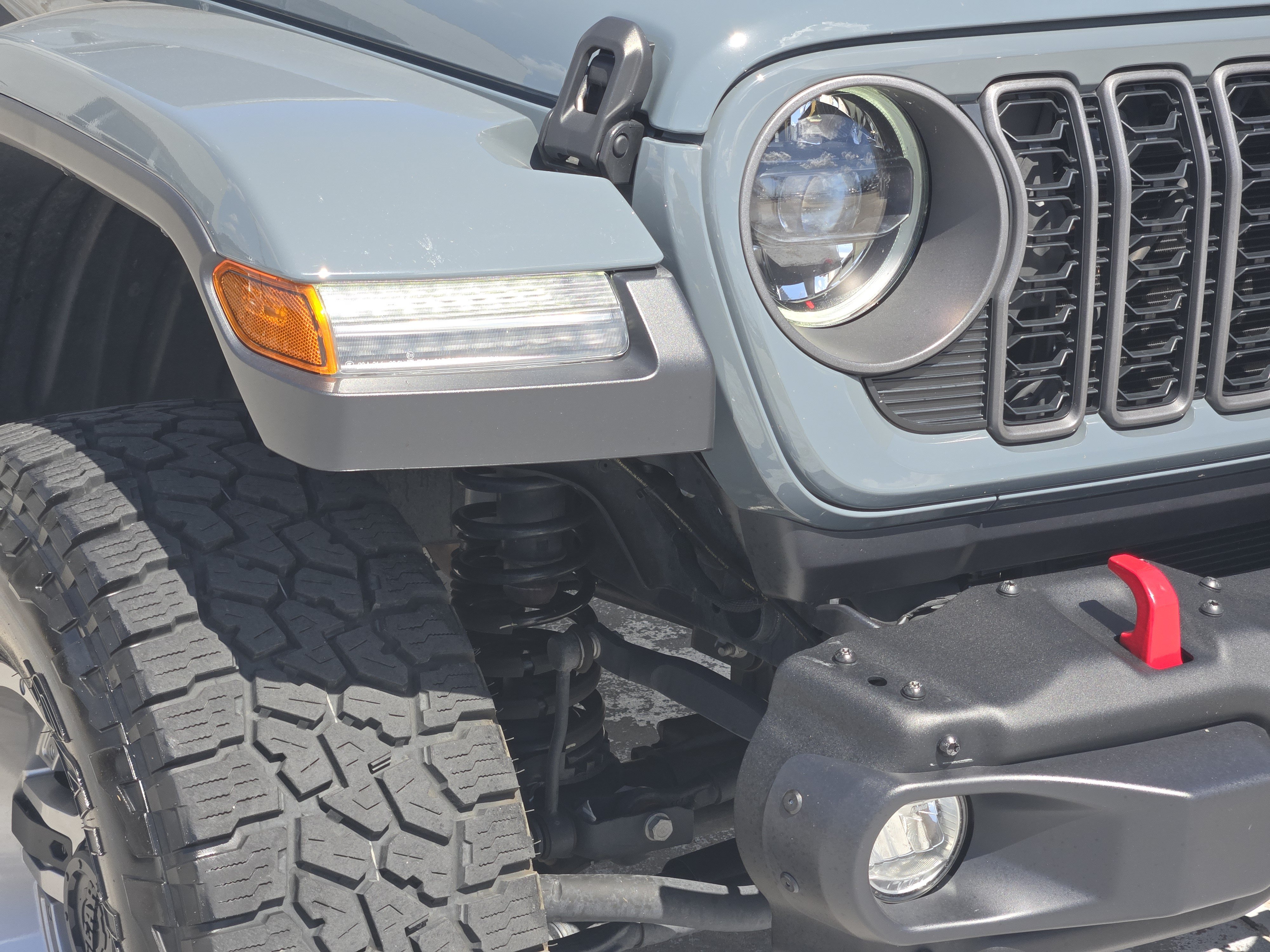 Used 2025 Jeep Gladiator Rubicon AWD/4WD image 10