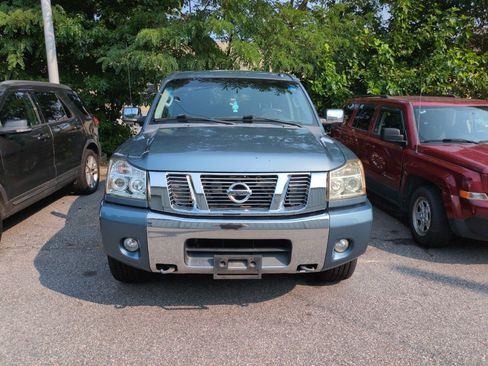 Used 2012 Nissan Titan SL w/ Heavy Metal Edition Pkg AWD/4WD image 2