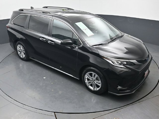 Certified 2023 Toyota Sienna XSE w/ XSE Plus Package AWD/4WD image 45