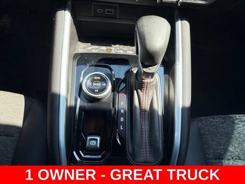 Used 2024 Chevrolet Colorado Z71 w/ Z71 Convenience Package 2 AWD/4WD image 24