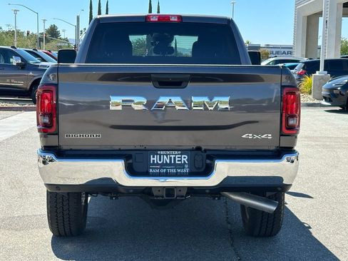 New 2026 RAM 2500 Big Horn AWD/4WD image 36