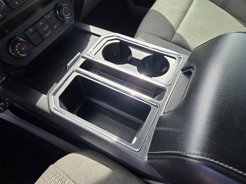 Used 2020 Ford F150 XLT image 18