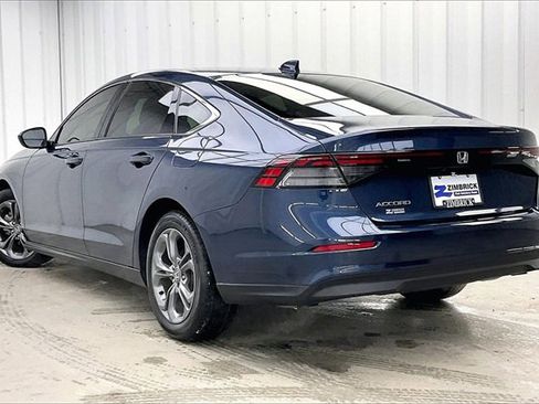 Certified 2023 Honda Accord EX image 11