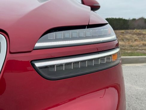 New 2026 Genesis GV70 2.5T Select image 10