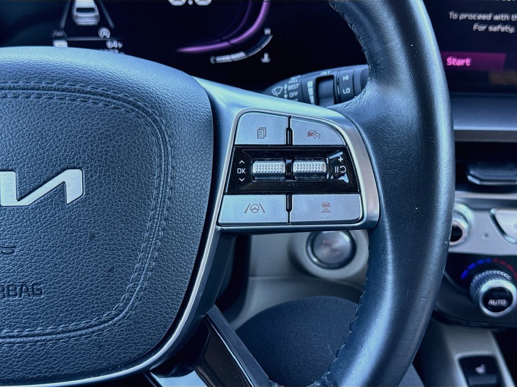 Used 2025 Kia Telluride S FWD image 20