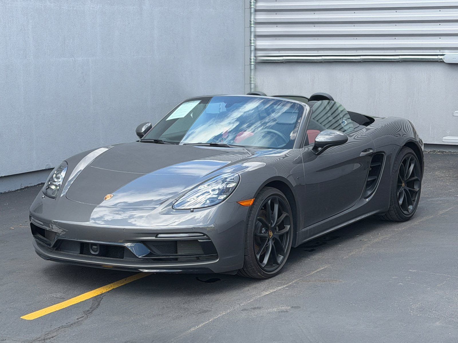 Certified 2025 Porsche 718 Boxster RWD image 28
