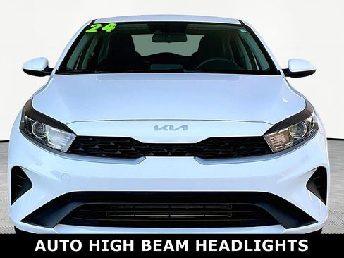 Used 2024 Kia Forte LX image 2