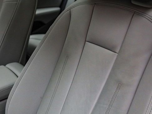 Used 2022 Audi A4 2.0T Premium Plus w/ Premium Plus Package AWD/4WD image 23