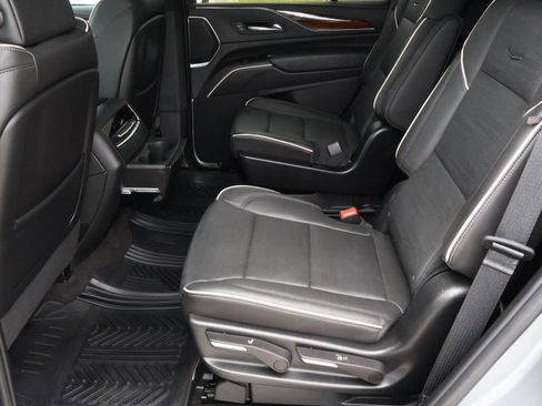 Used 2024 Cadillac Escalade Premium Luxury w/ Performance Package RWD image 28