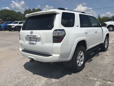Used 2024 Toyota 4Runner SR5 Premium w/ Moonroof Package AWD/4WD image 7