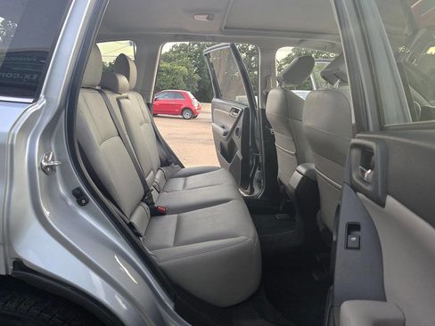 Used 2016 Subaru Forester 2.5i Limited image 27