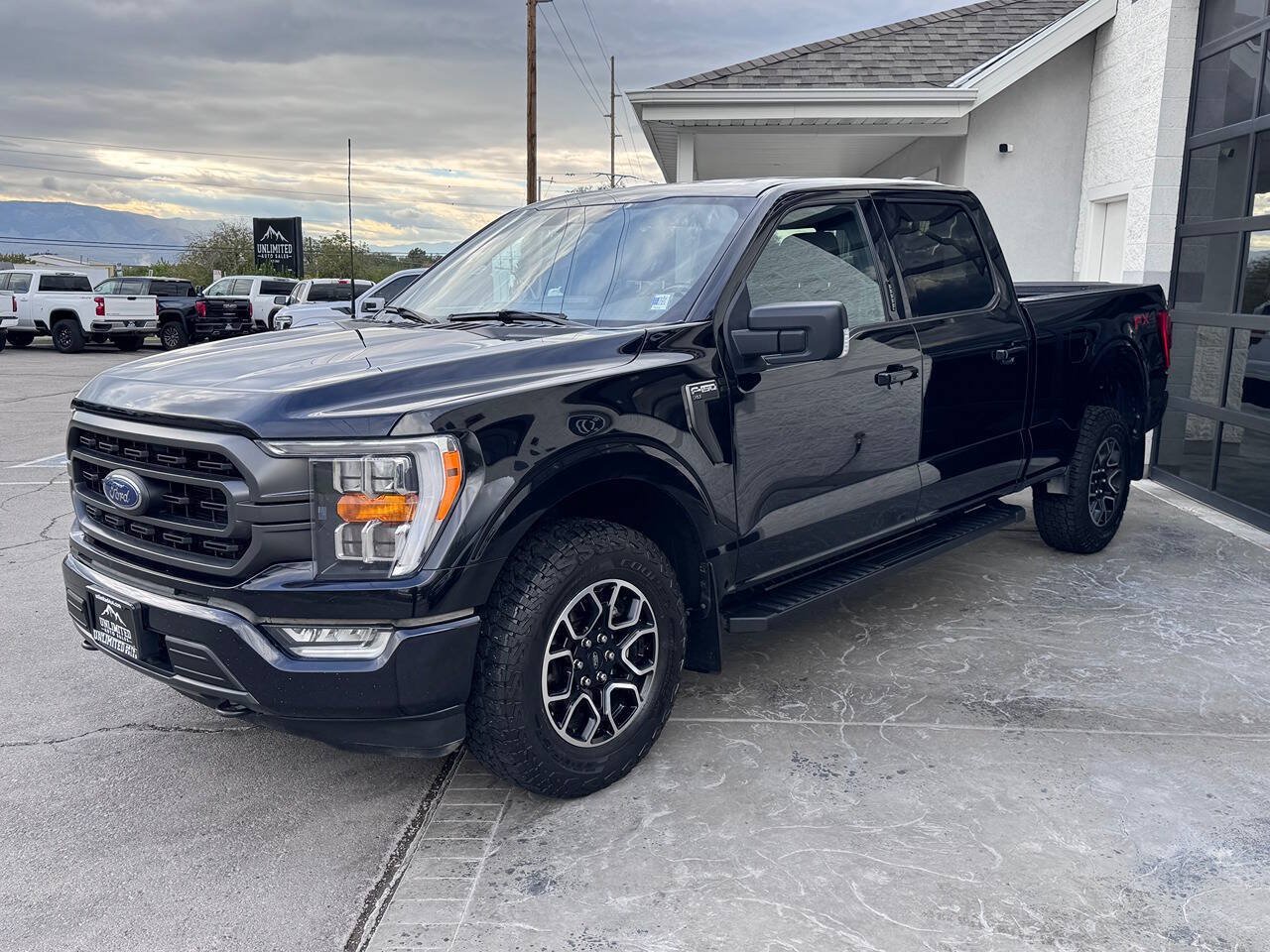 Used 2022 Ford F150 XLT w/ Equipment Group 302A High AWD/4WD image 3